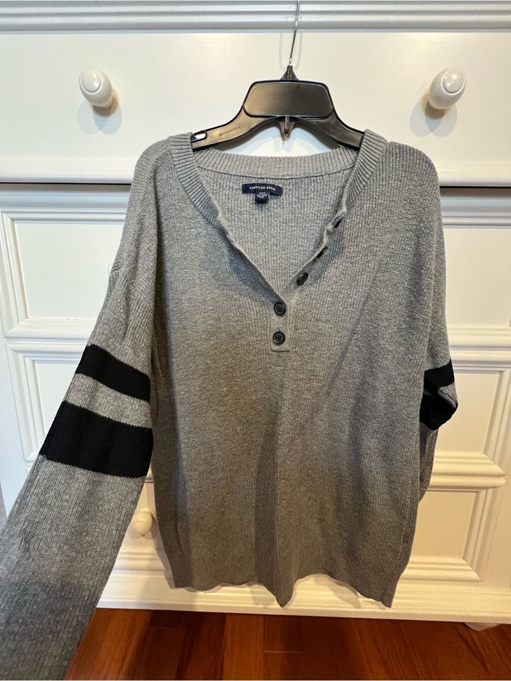 American Eagle Gray V-Neck Henley Sweater with Black Sleeve Bands